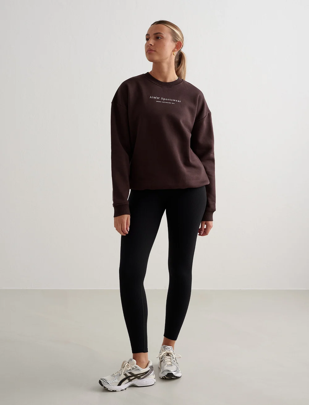 aim´n - Serif Sweatshirt - Överdelar - cacao - 5