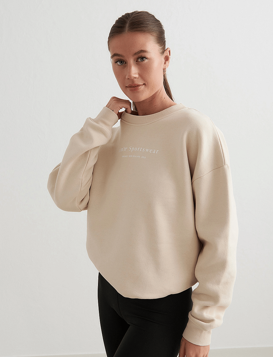 aim´n - Serif Sweatshirt - sweatshirts - cafÉ au lait - 3