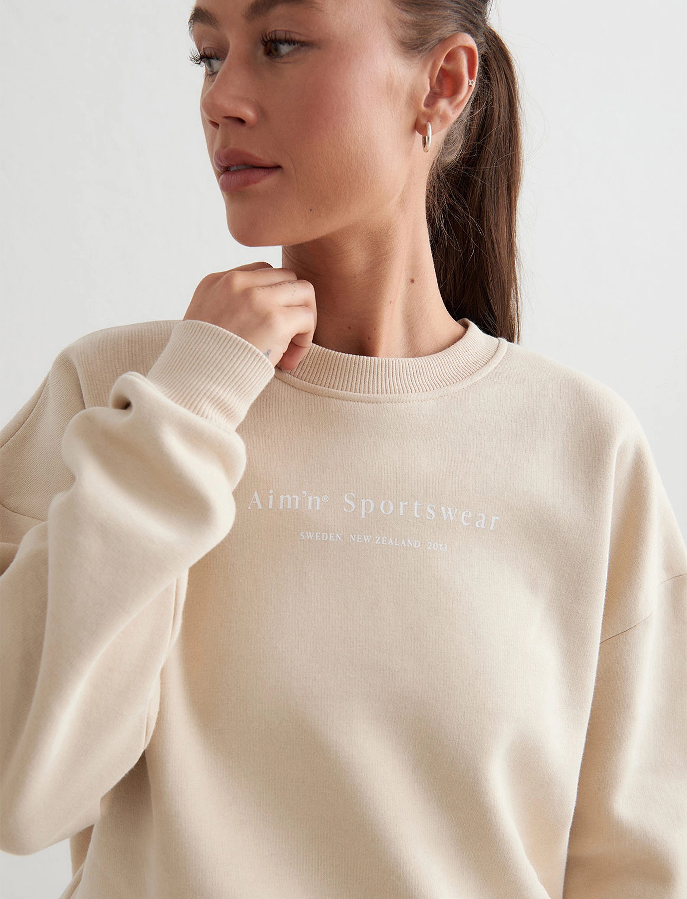 aim´n - Serif Sweatshirt - dressipluusid - cafÉ au lait - 4