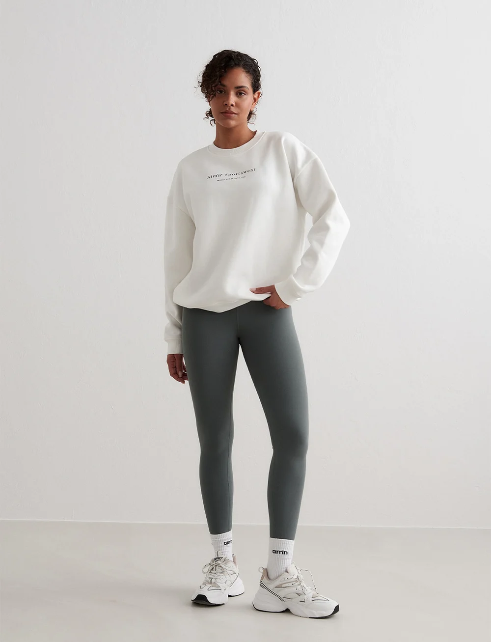 aim´n - Serif Sweatshirt - overdele - off white - 3