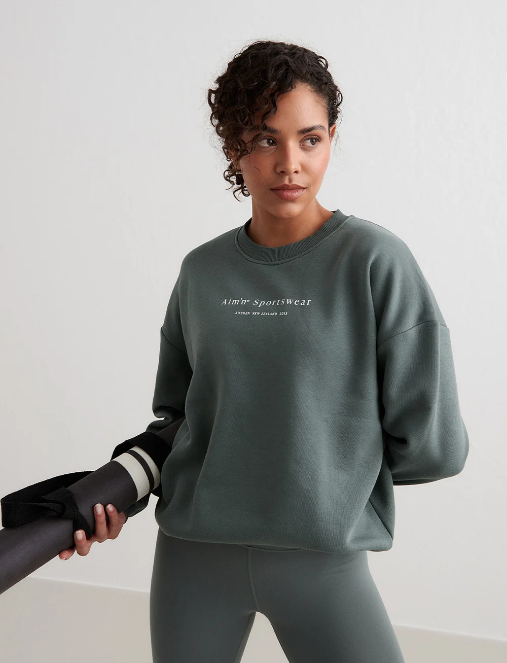 aim´n - Serif Sweatshirt - dressipluusid - sage - 0