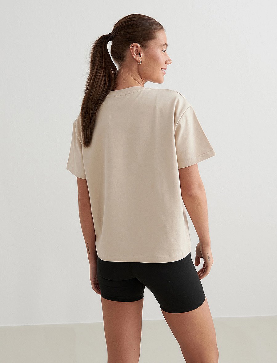 aim´n - Serif Boxy T-Shirt - t-shirts - cafÉ au lait - 5