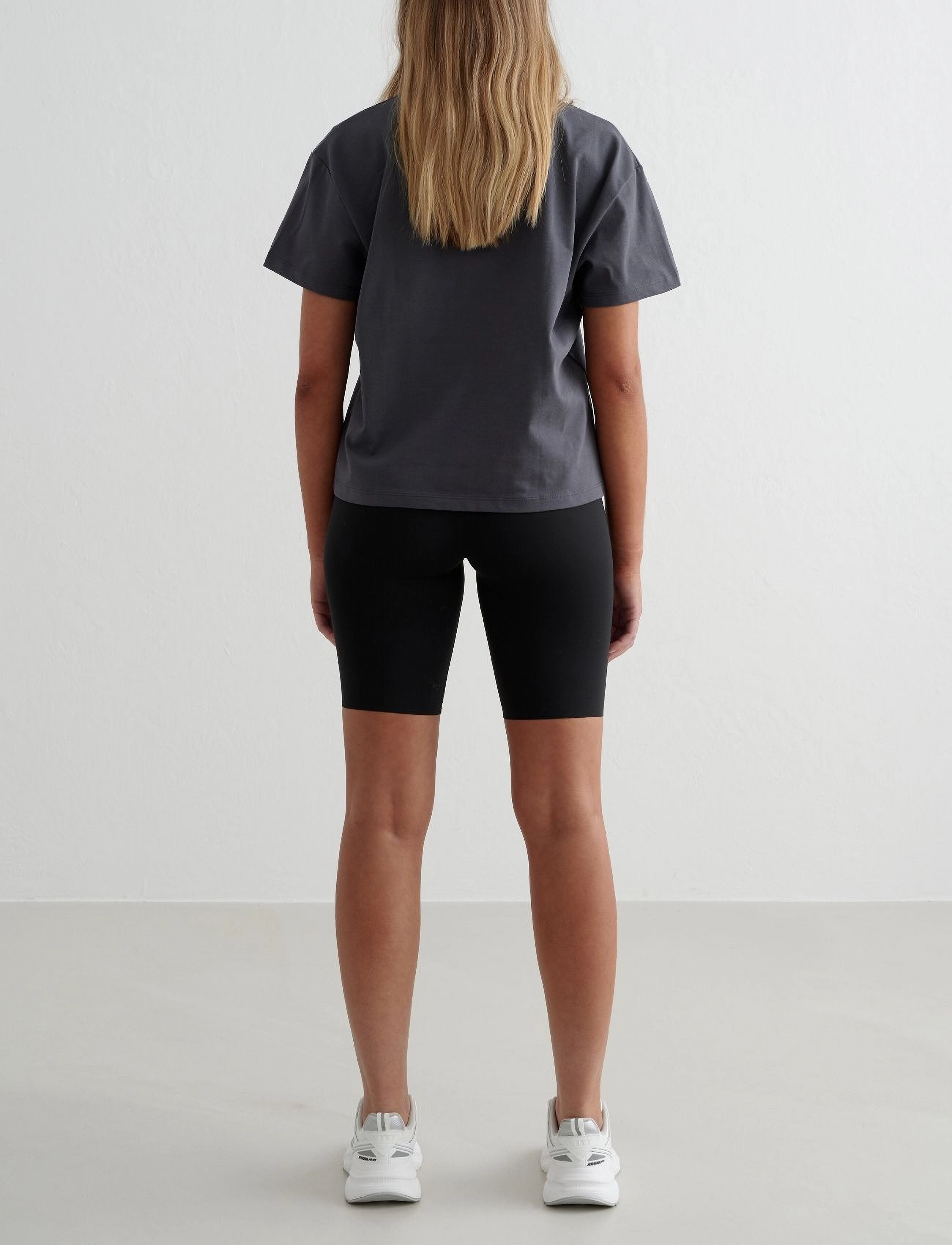 aim´n - Serif Boxy T-Shirt - t-shirts - shadow grey - 5