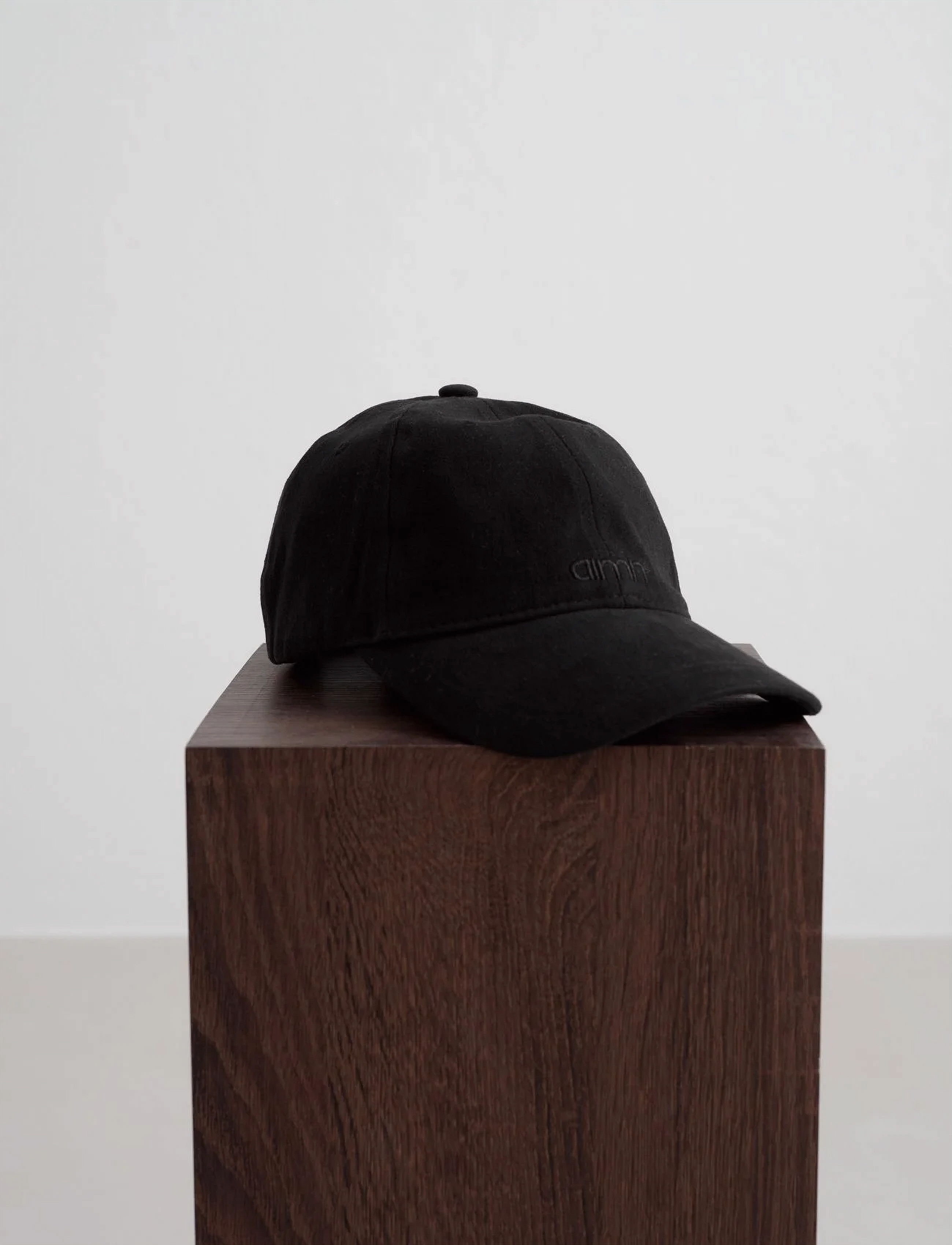 aim ́n Small Logo Cap, One Size, Headwear, Schwarz - Caps, Frauen