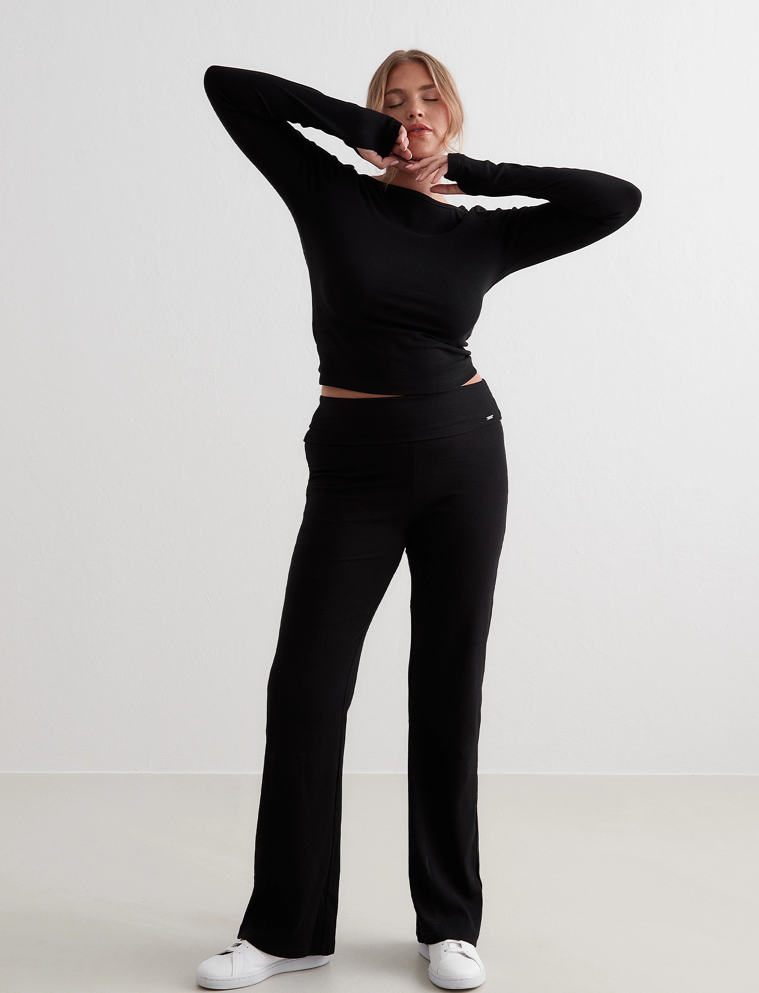 Ease Ribbed Long Sleeve Top 3