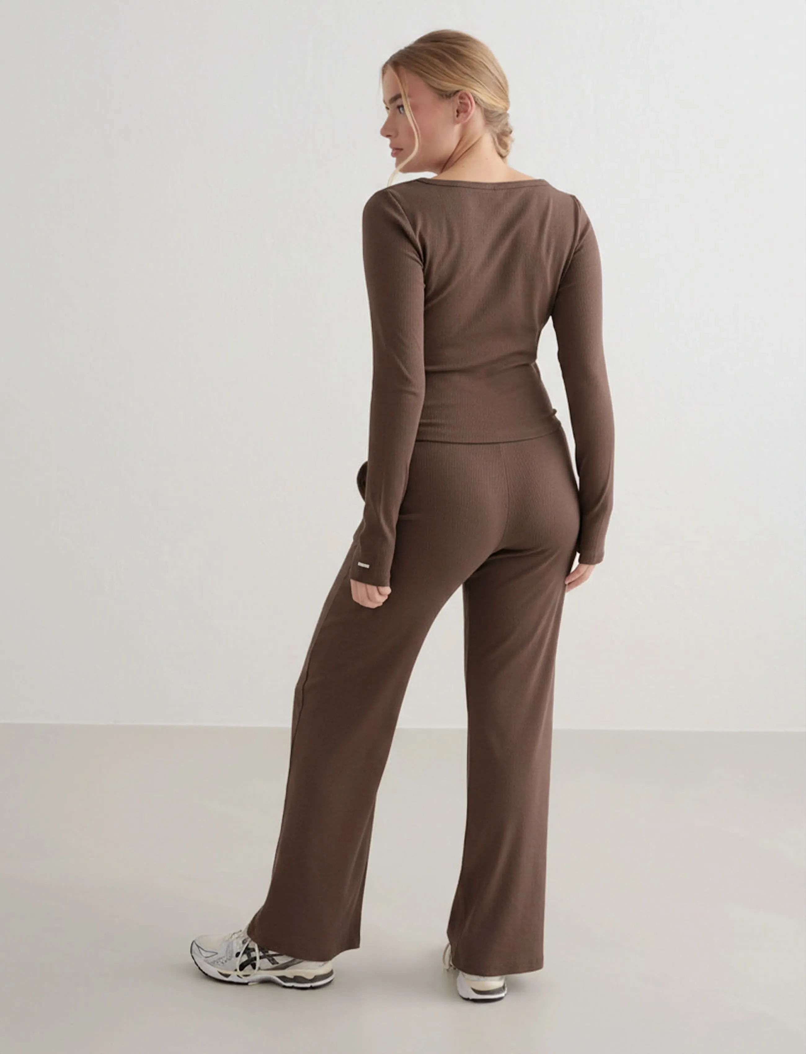 Ease Ribbed Long Sleeve Top 4