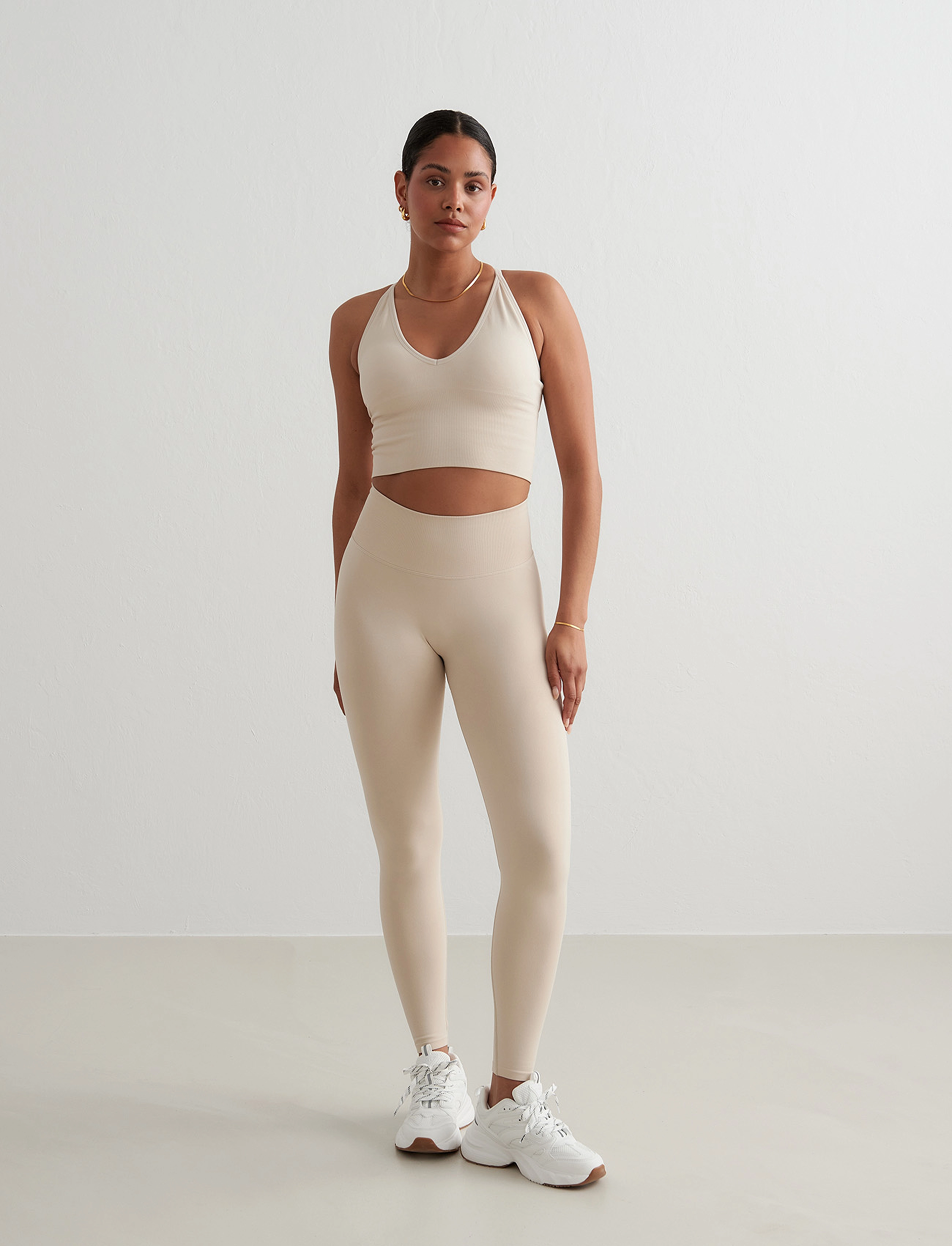 aim´n - Shape Seamless Cross Back Bralette - sport - clay - 5