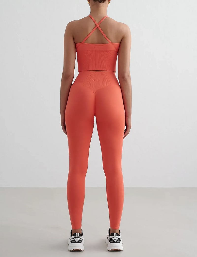 aim´n - Shape Seamless Cross Back Bralette - sport-bhs - tangerine - 4