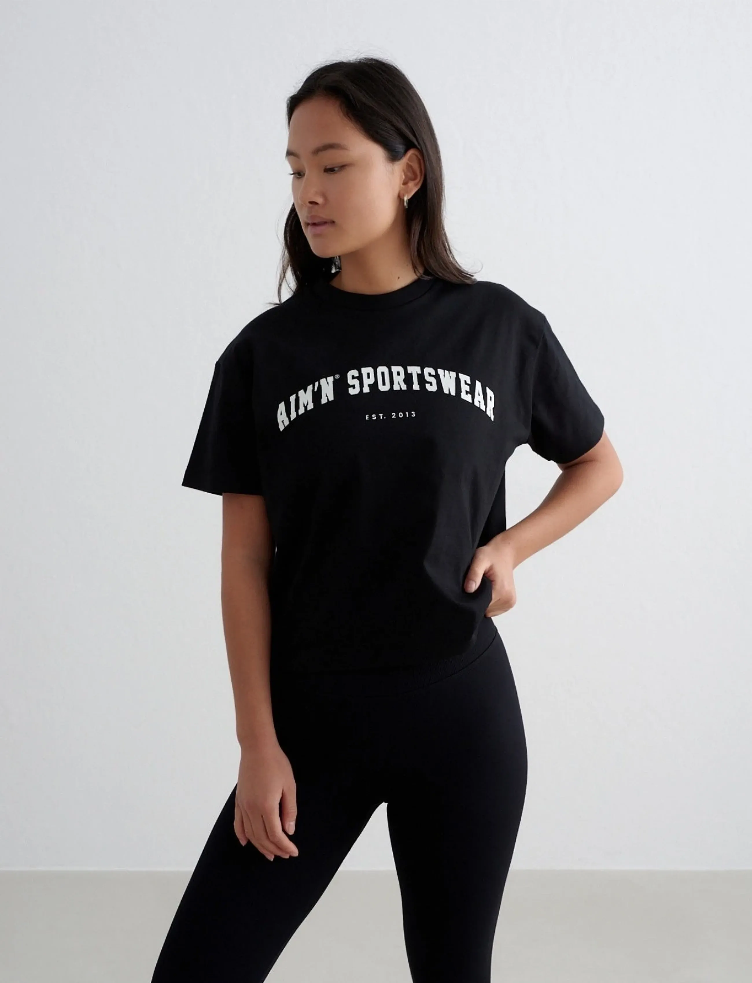 aim´n - Varsity Boxy T-shirt - t-shirts - black - 4
