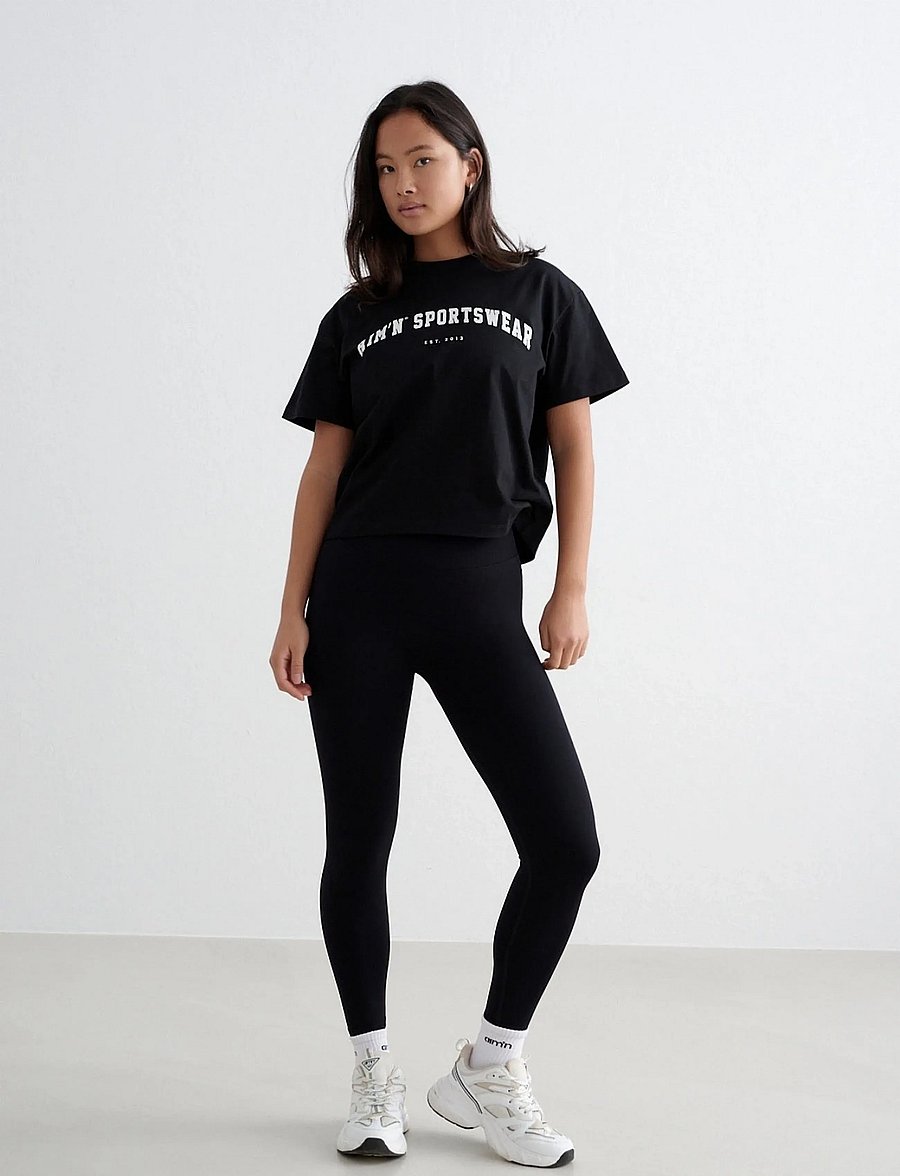 aim´n - Varsity Boxy T-shirt - t-shirts - black - 5