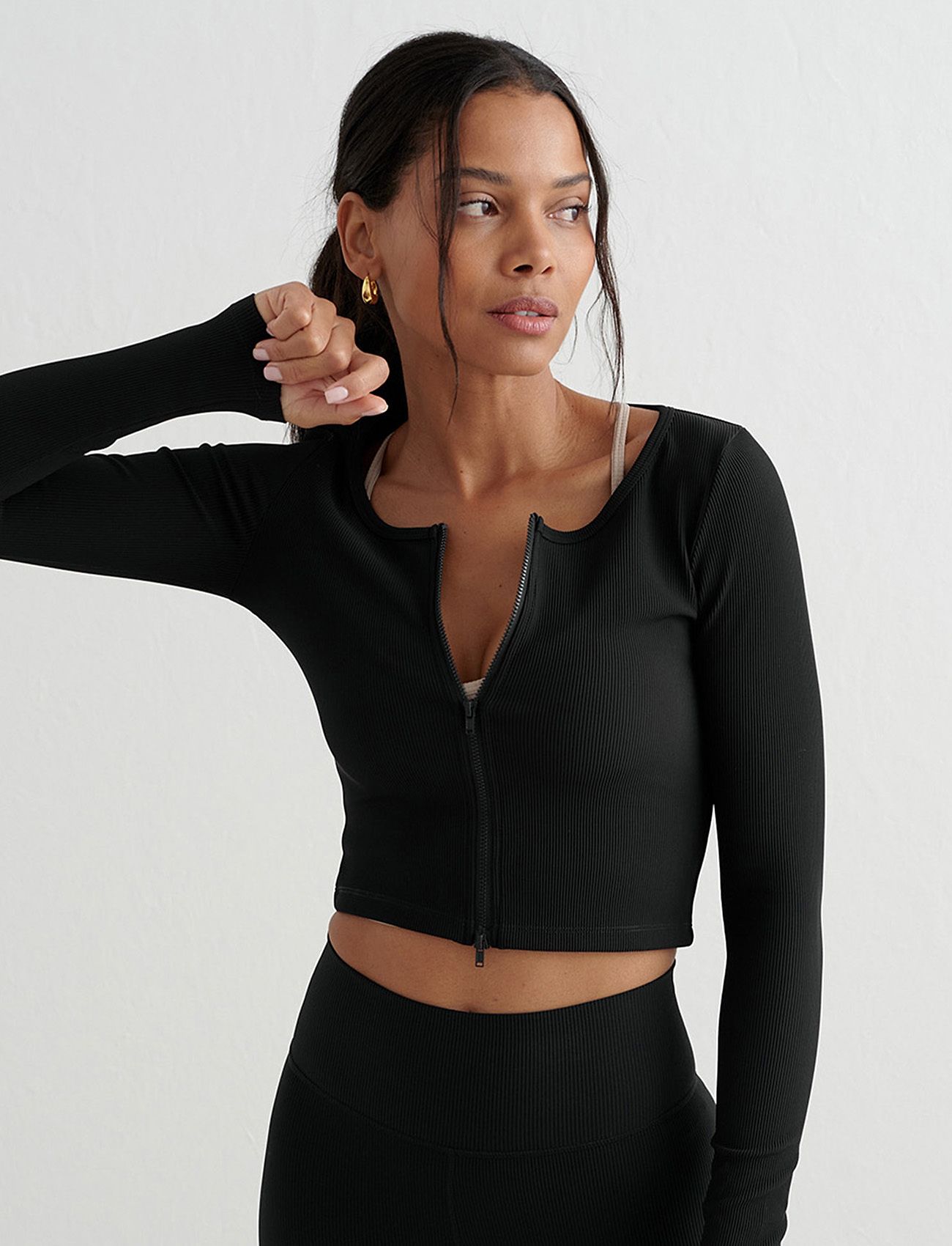aim´n - Ribbed Performance Zipped Cardigan - crop tops - black - 0