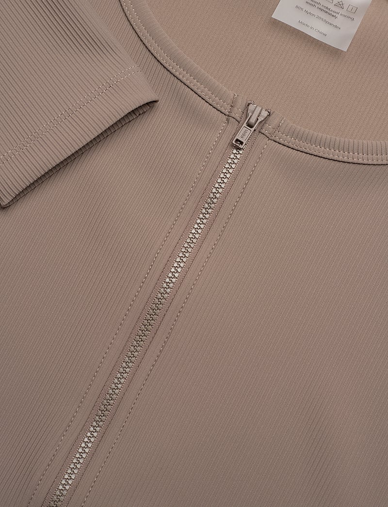 aim´n - Ribbed Performance Zipped Cardigan - crop tops - nougat - 5