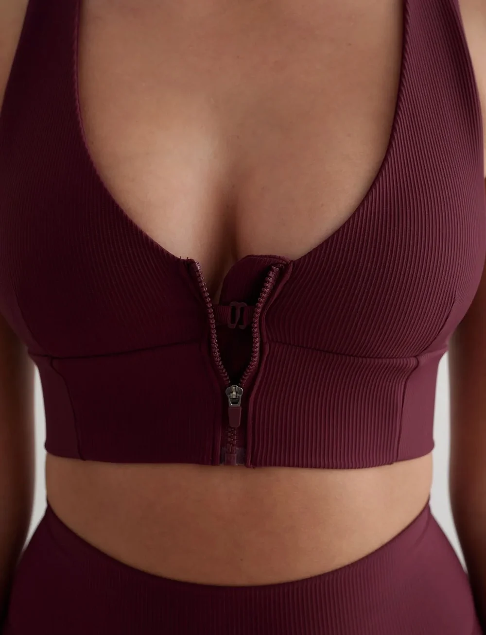 aim´n - Ribbed Performance Zipped Bra - sports-bh'er - cherry - 4