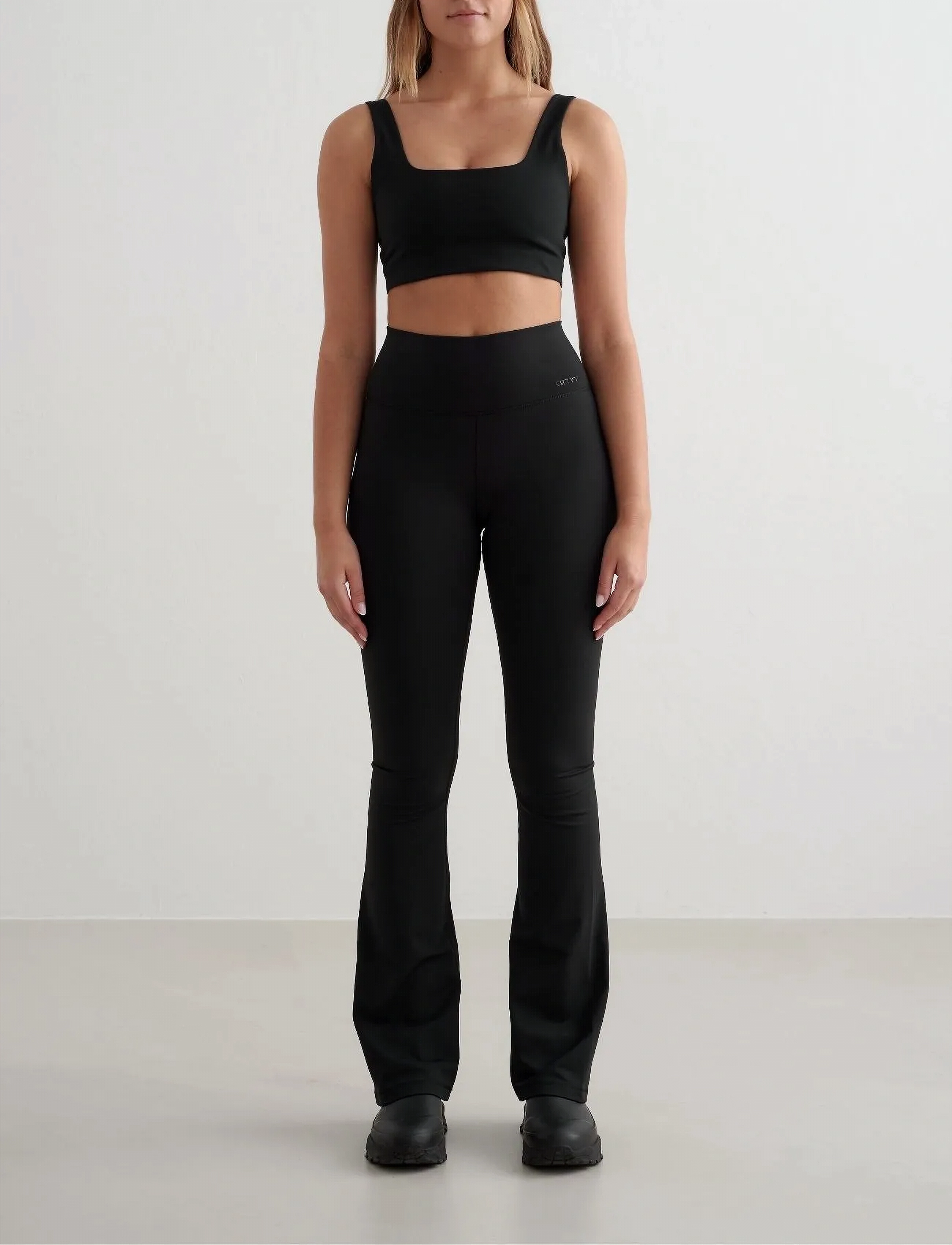 aim´n Warming Flare Tights - Püksid - BLACK / black