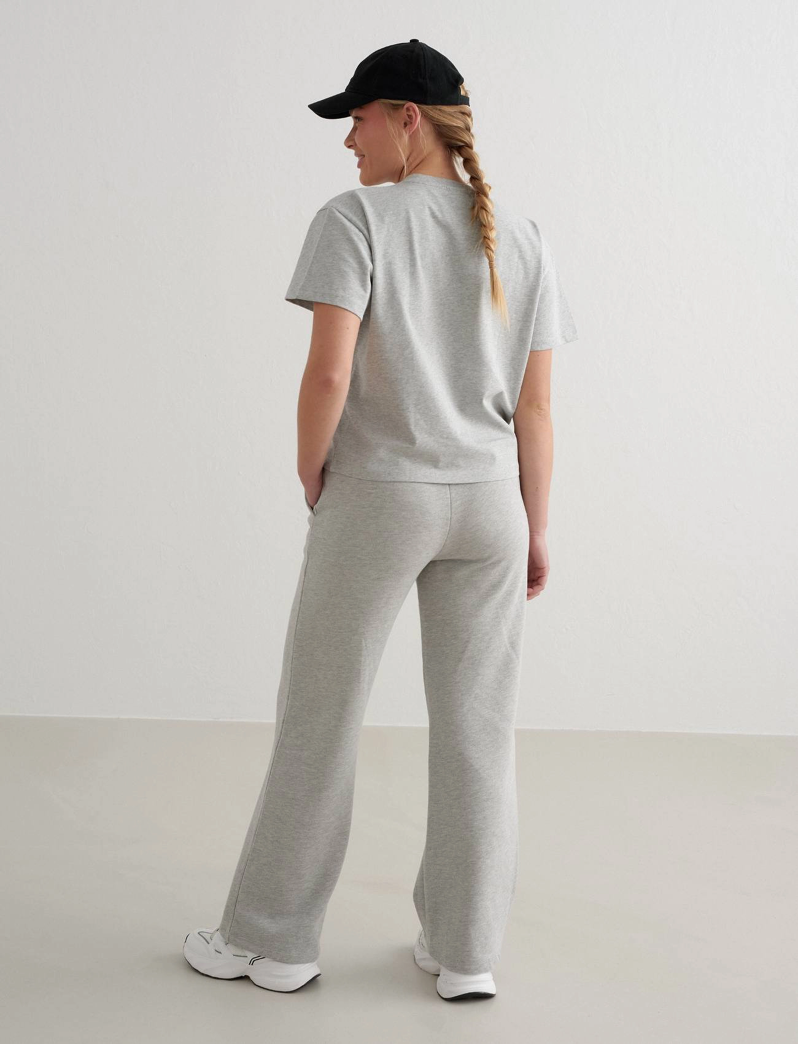 Wide Sweatpants 7