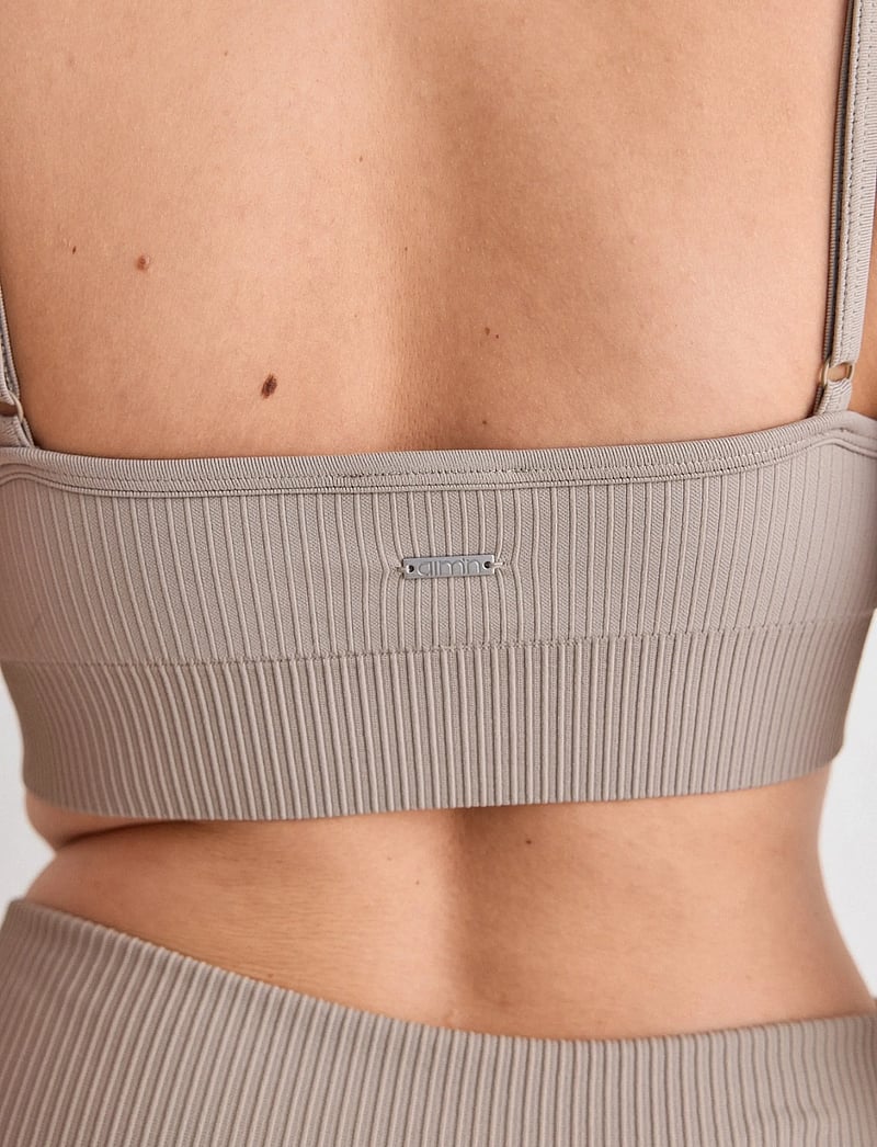 aim´n - Ribbed Seamless Deep Cut Bra - sport-bhs - dark clay - 4
