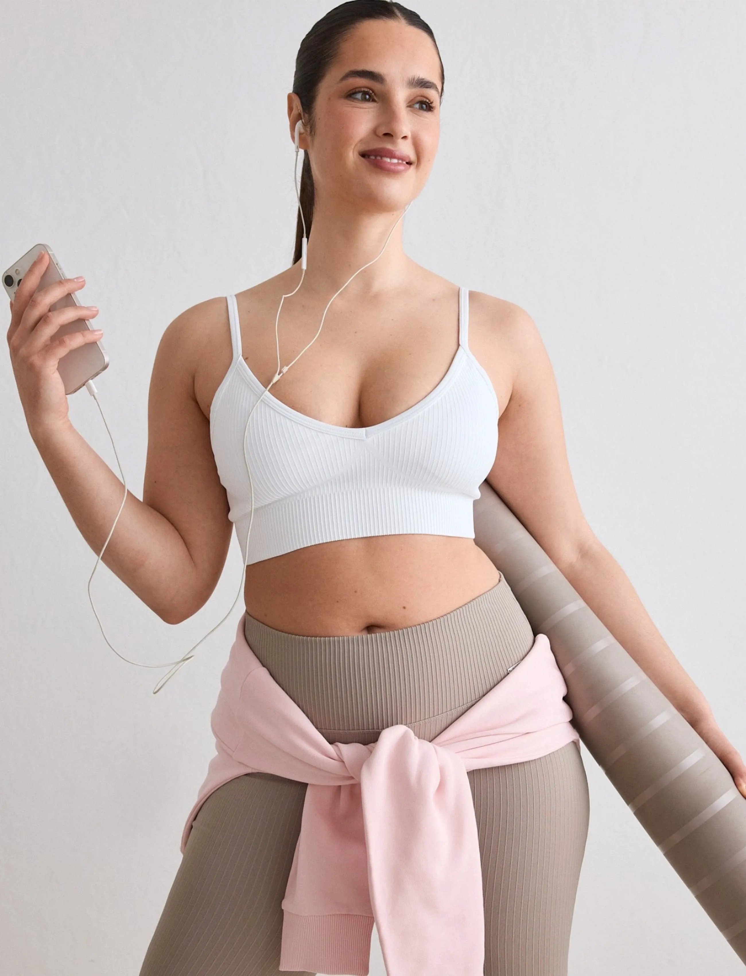 aim ́n Ribbed Seamless Deep Cut Bra, Kvinder, Ribbet Sømløs Dybt Skåret Bralette, Hvid, Str: S
