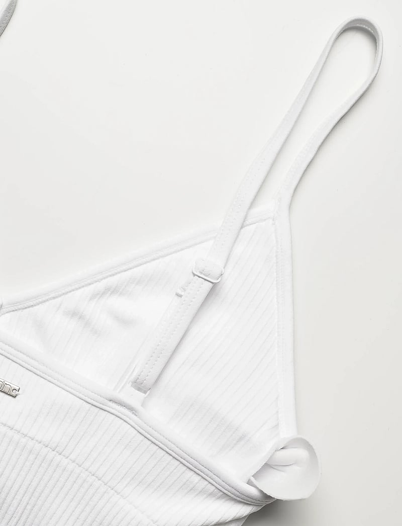 aim´n - Ribbed Seamless Deep Cut Bra - soutiens-gorge de sport - white - 4