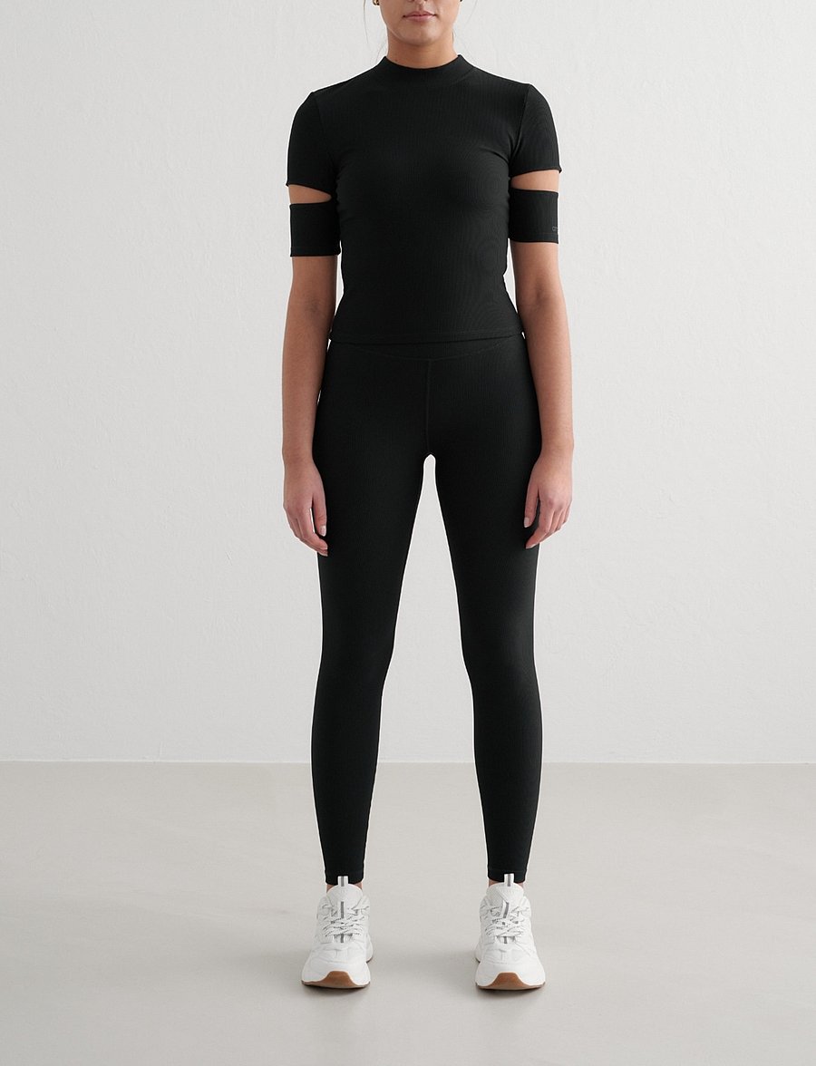 aim´n - Ribbed Performance Cut-Out Top - t-shirts - black - 3