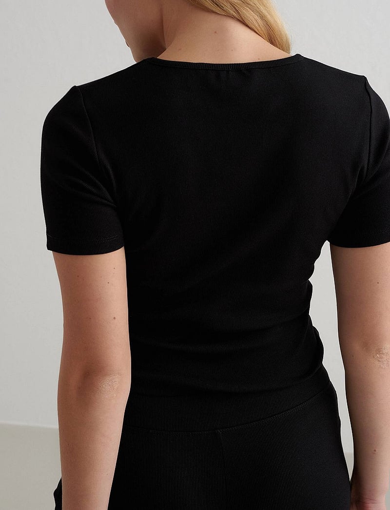 aim´n - Ease Ribbed Short Sleeve - t-shirts - black - 5