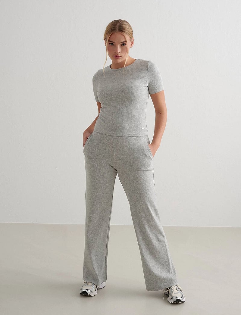 aim´n - Ease Ribbed Short Sleeve - topi un t-krekli - grey melange - 0