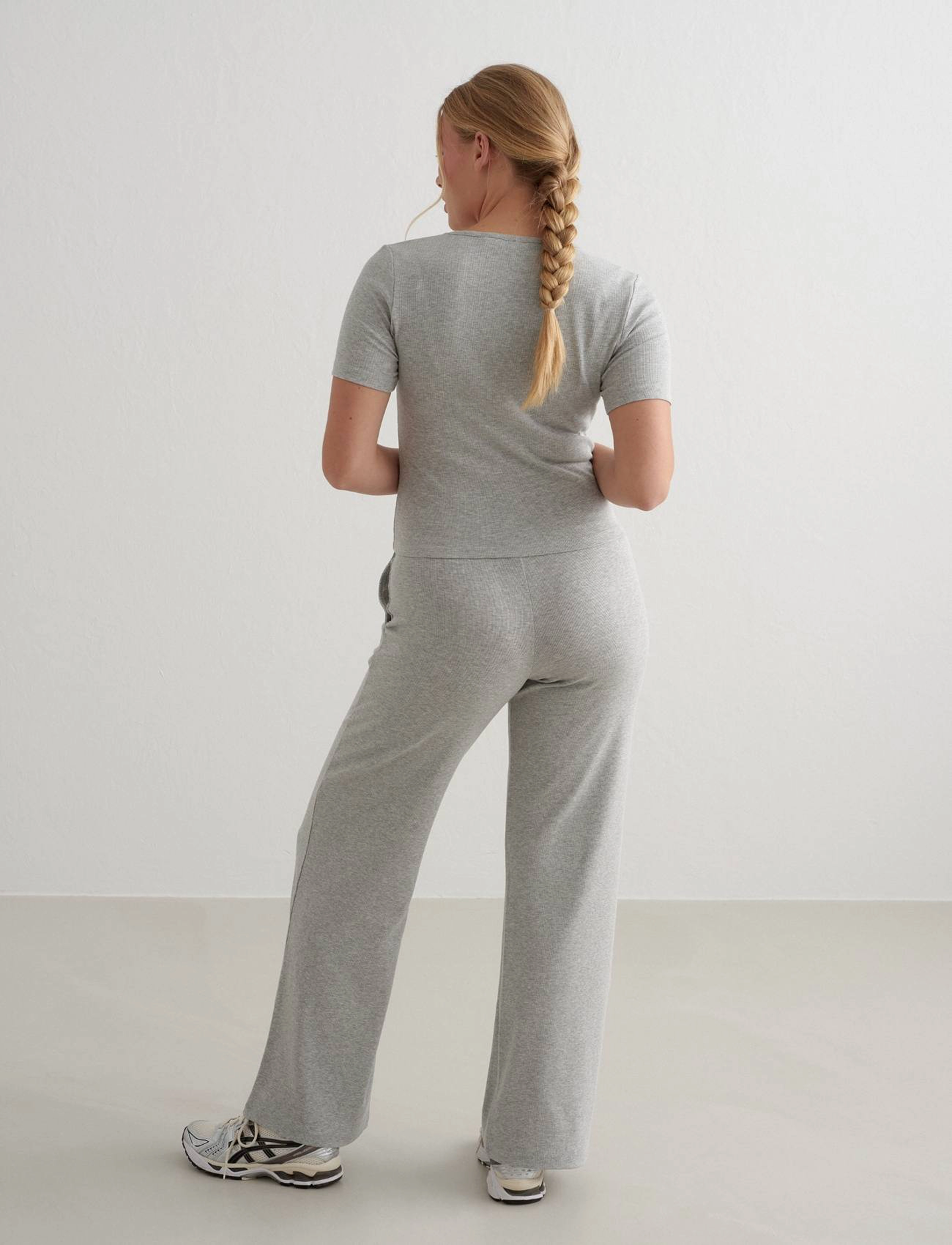 Ease Ribbed Short Sleeve 5