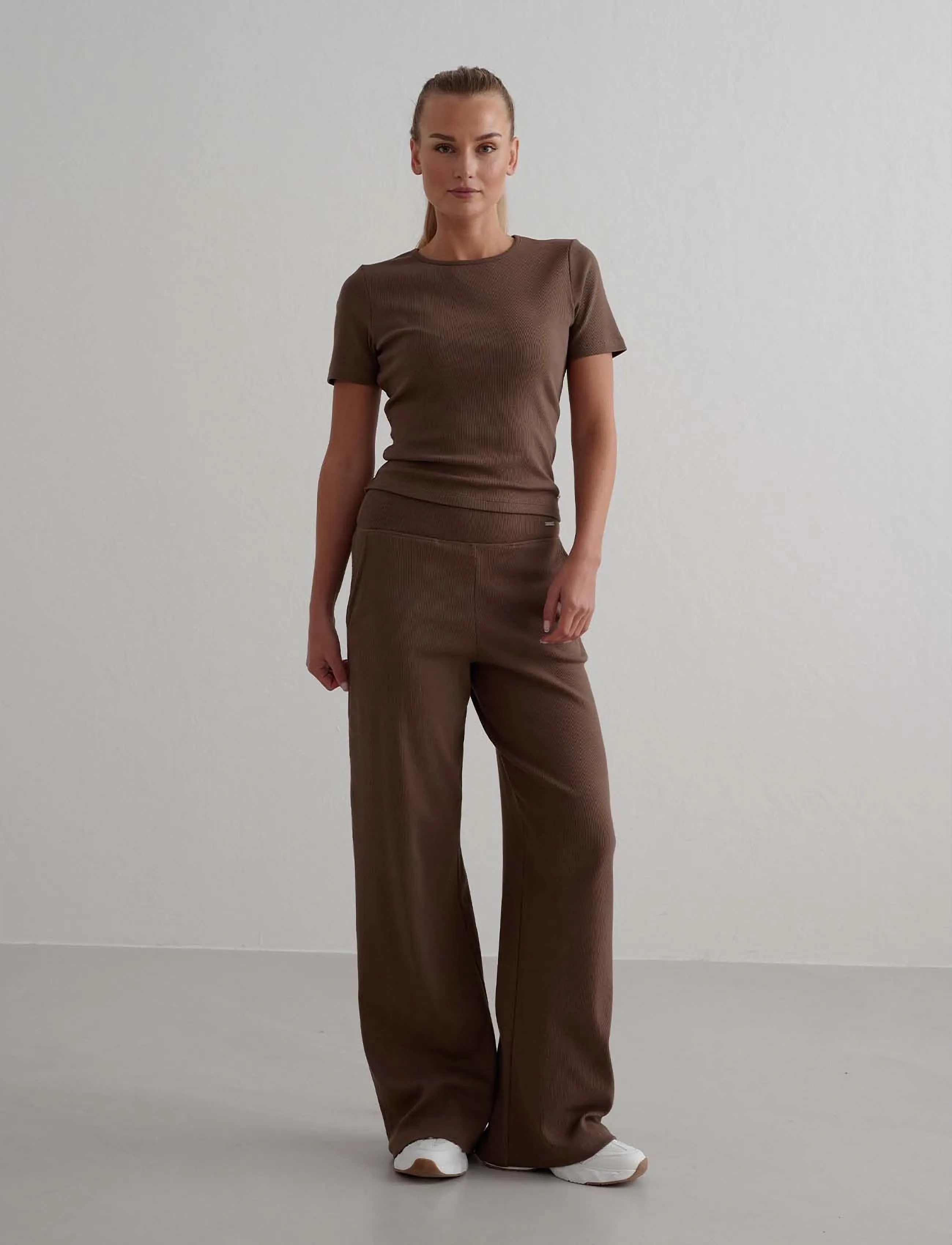 Ease Ribbed Short Sleeve 2