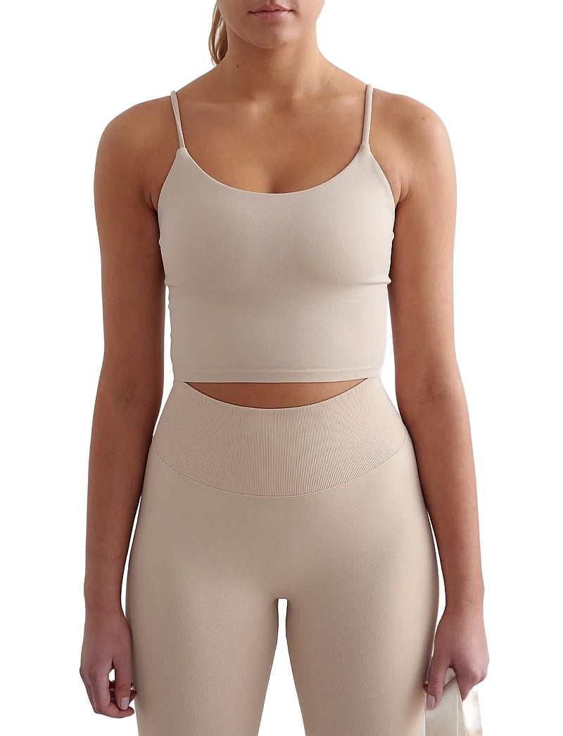 aim´n - Shape Seamless Strap Singlet - crop tops - clay - 0