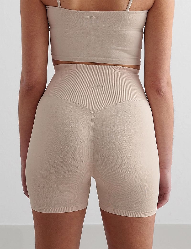 aim´n - Shape Seamless Strap Singlet - crop tops - clay - 3