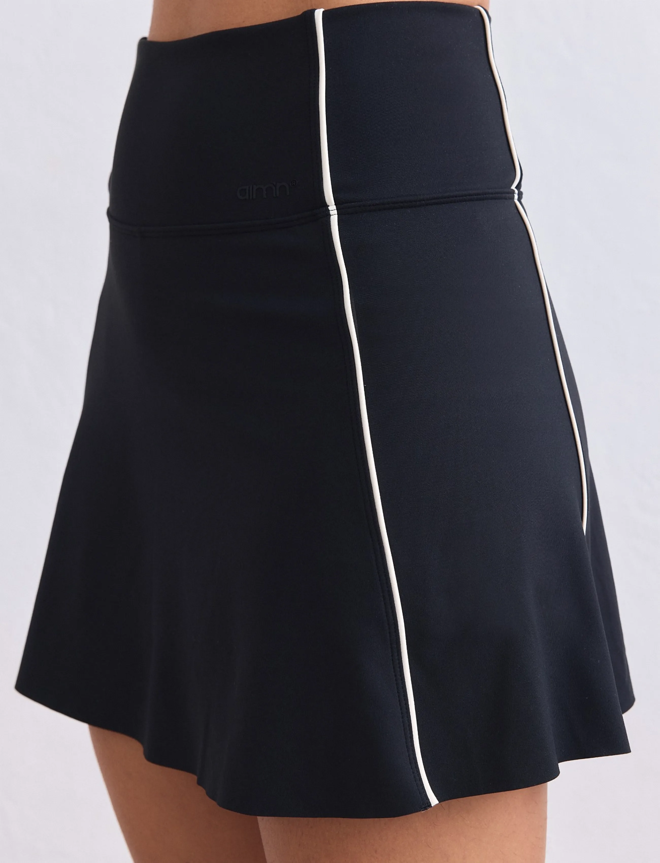 aim´n - Sense Contrast Skort - skorts - black - 5