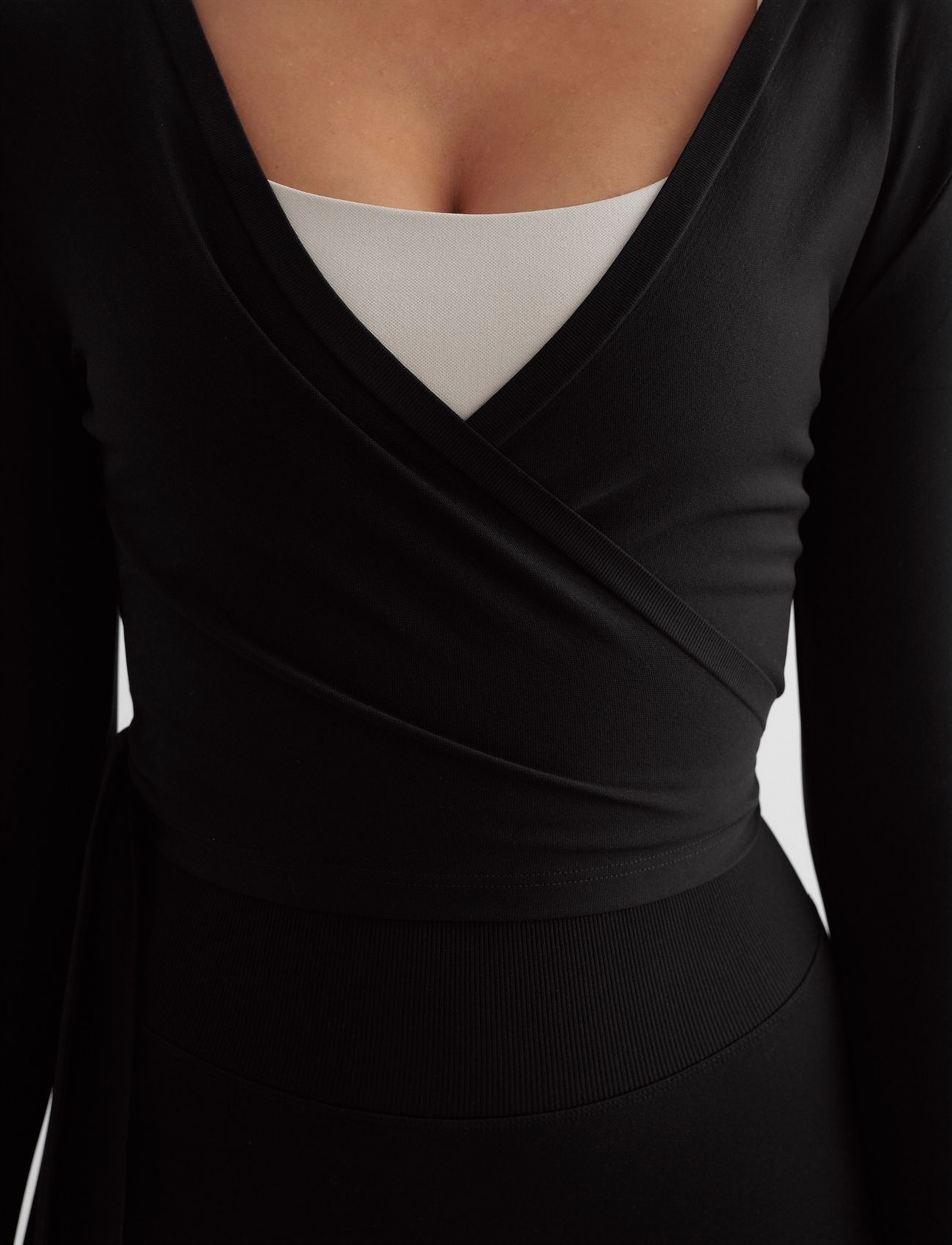 Shape Seamless Wrap Long Sleeve 3