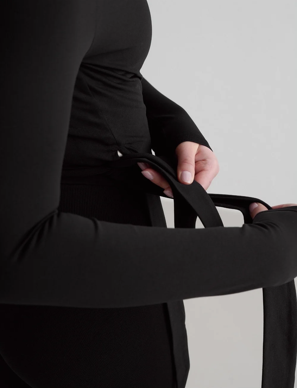 aim´n - Shape Seamless Wrap Long Sleeve - crop-tops - black - 5