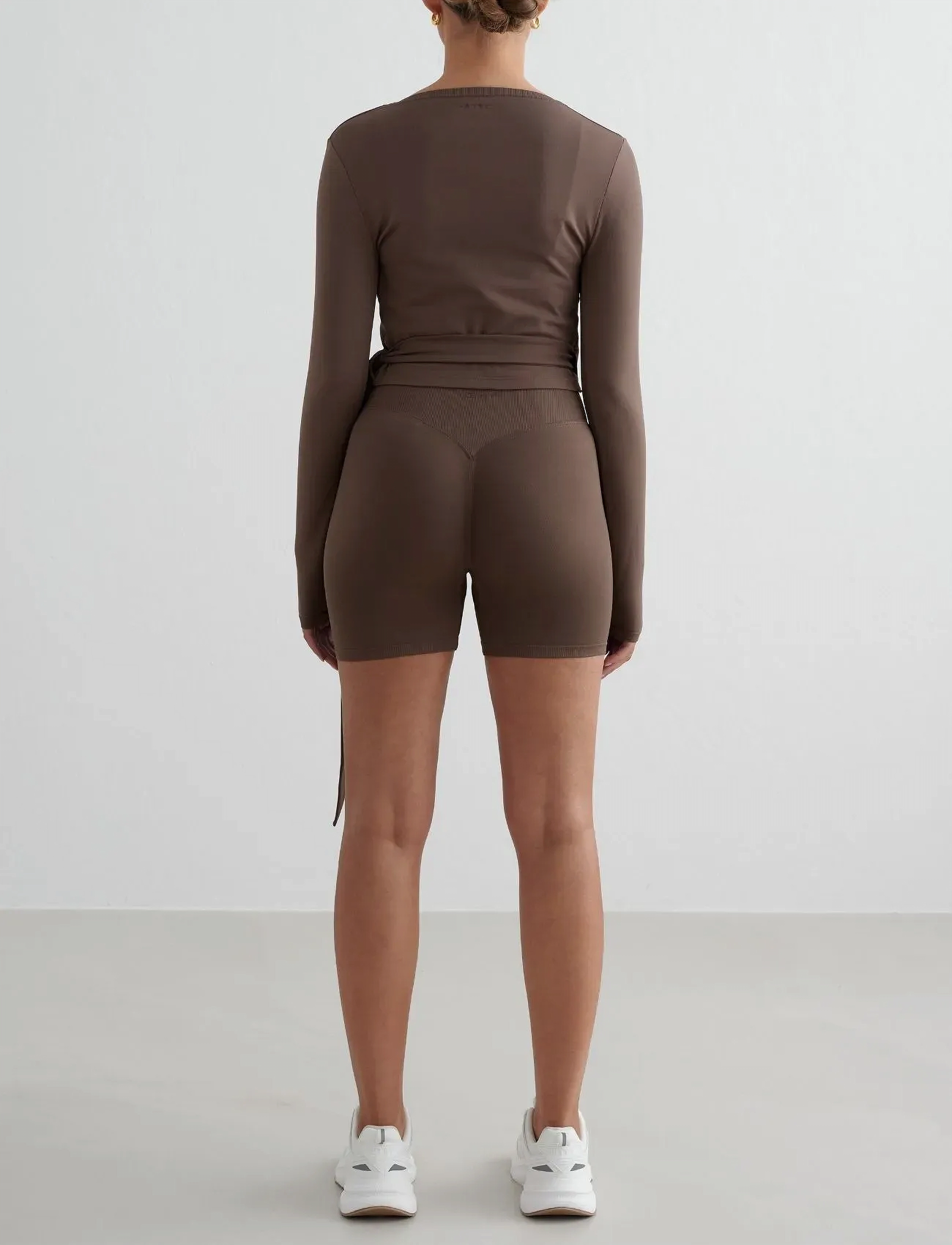 aim´n - Shape Seamless Wrap Long Sleeve - langarmshirts - macchiato - 5