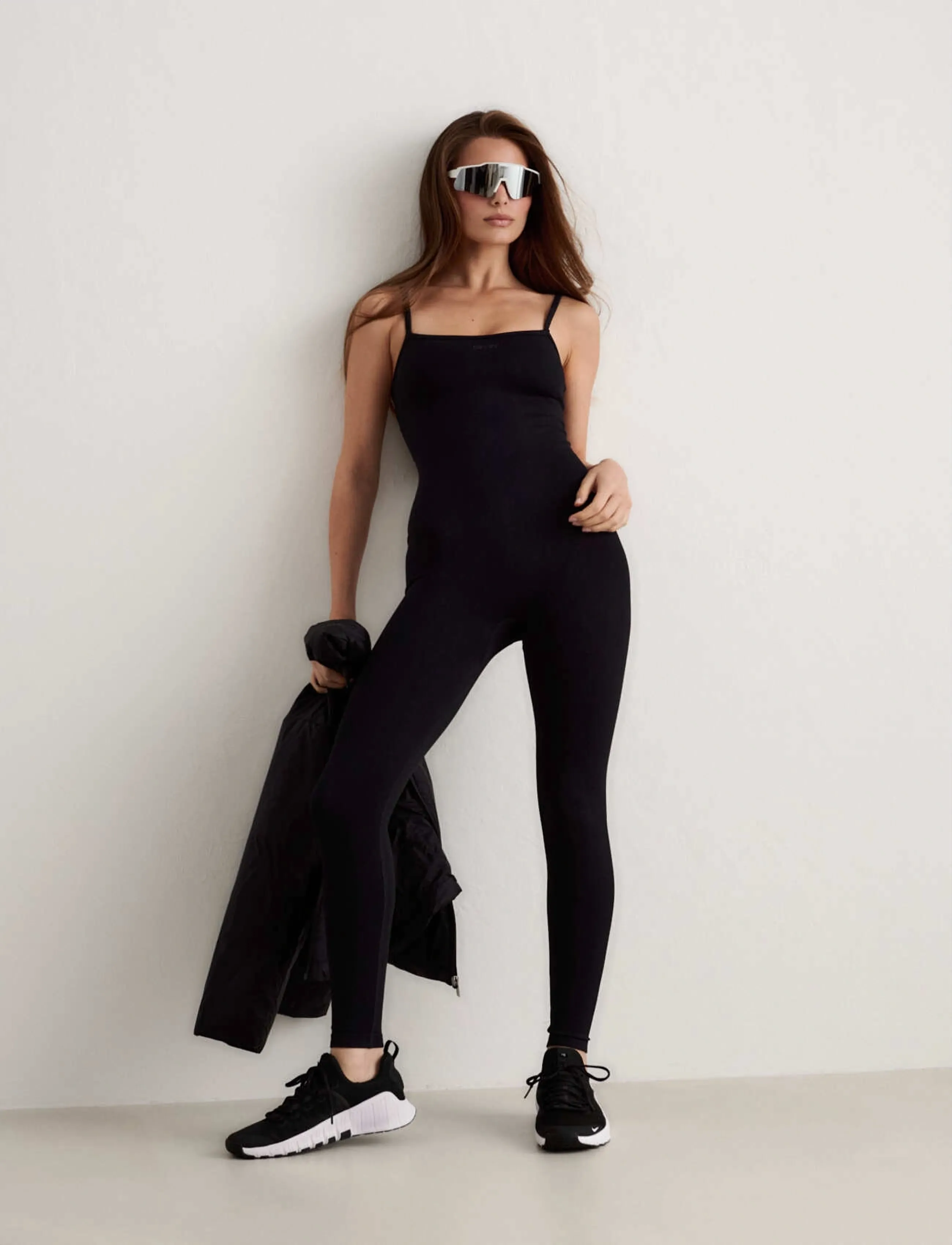 aim ́n Shape Seamless Bodysuit, L, Black, Sports Overdele & T-shirts > Sport Jumpsuits & Kroppe, Dame