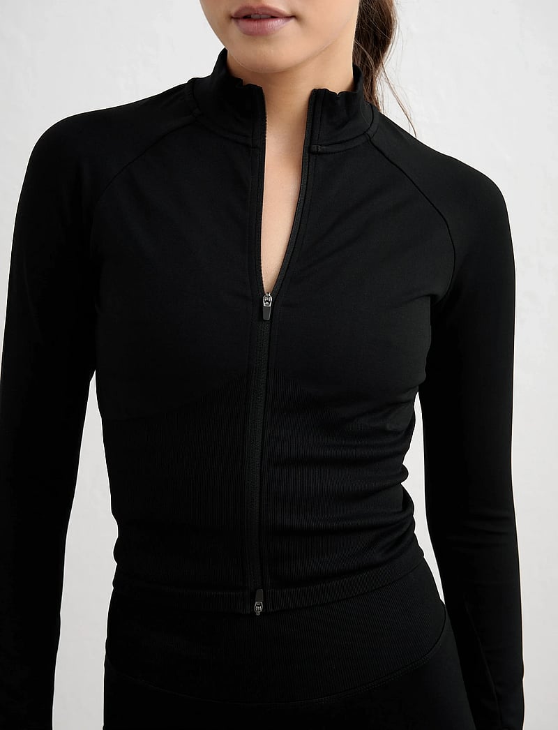 aim´n - Shape Seamless Zip Jacket - oberteile - black - 3