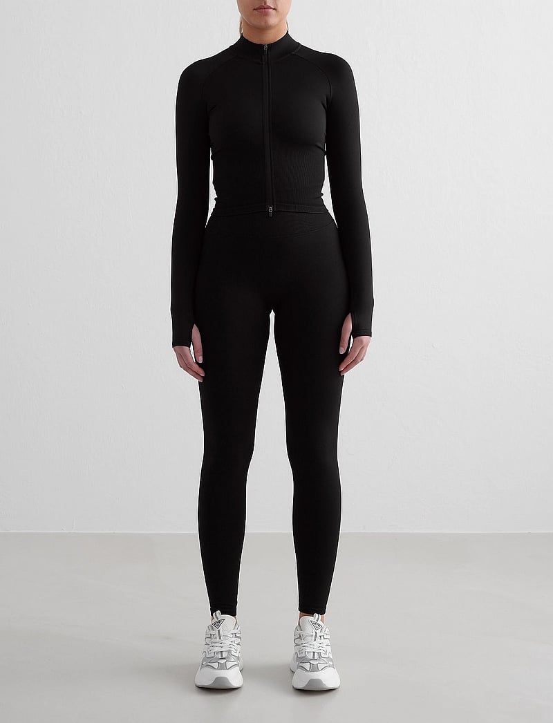 aim´n - Shape Seamless Zip Jacket - träningsjackor - black - 5