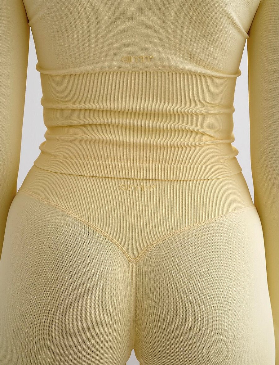 aim´n - Shape Seamless Zip Jacket - Överdelar - mellow - 4