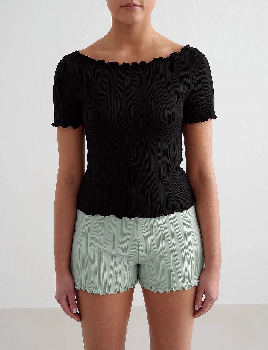 aim´n - Tulip Short Sleeve Top - t-shirts - black - 0
