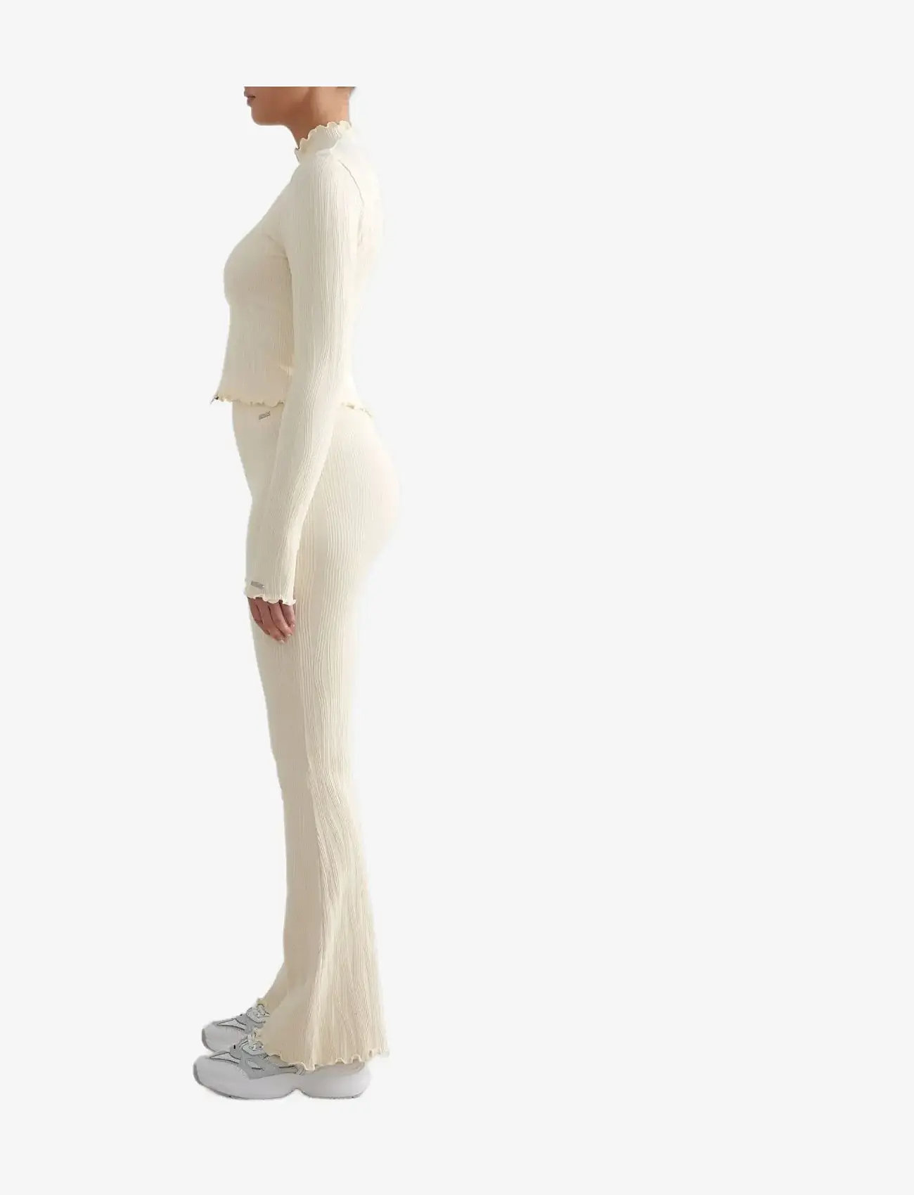 aim´n - Tulip Zip Jacket - langærmede t-shirts - almond white - 3