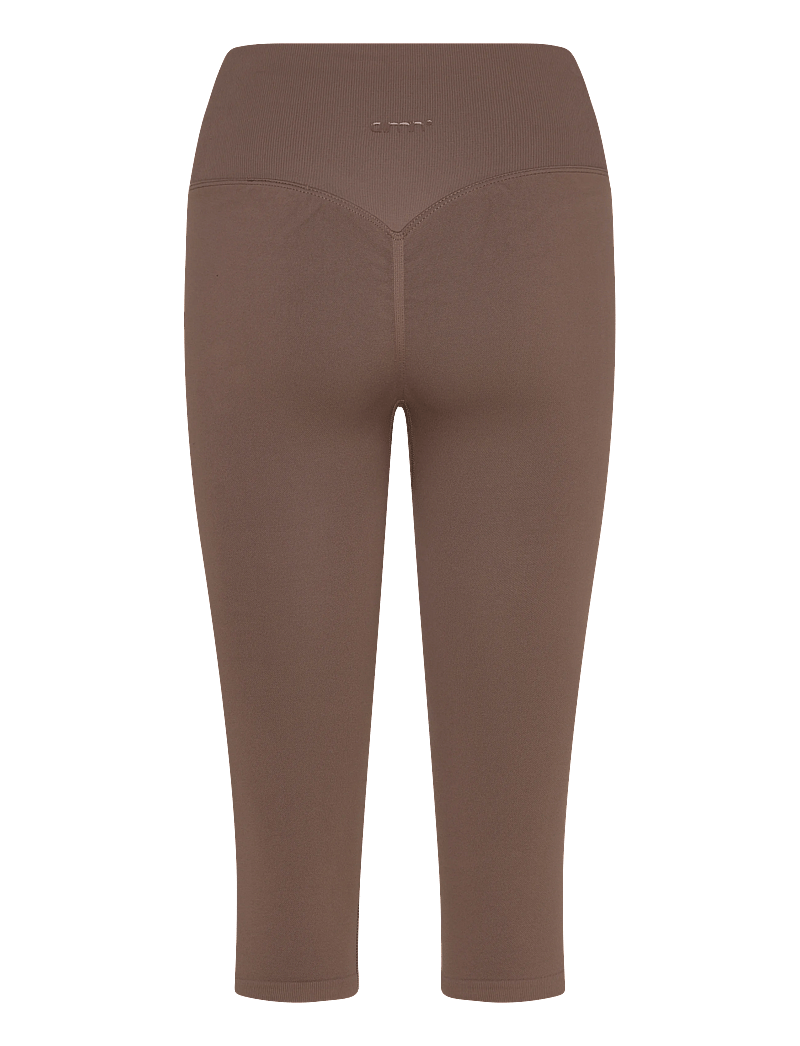 aim´n - Shape Seamless Capri Tights - träningstights - macchiato - 1