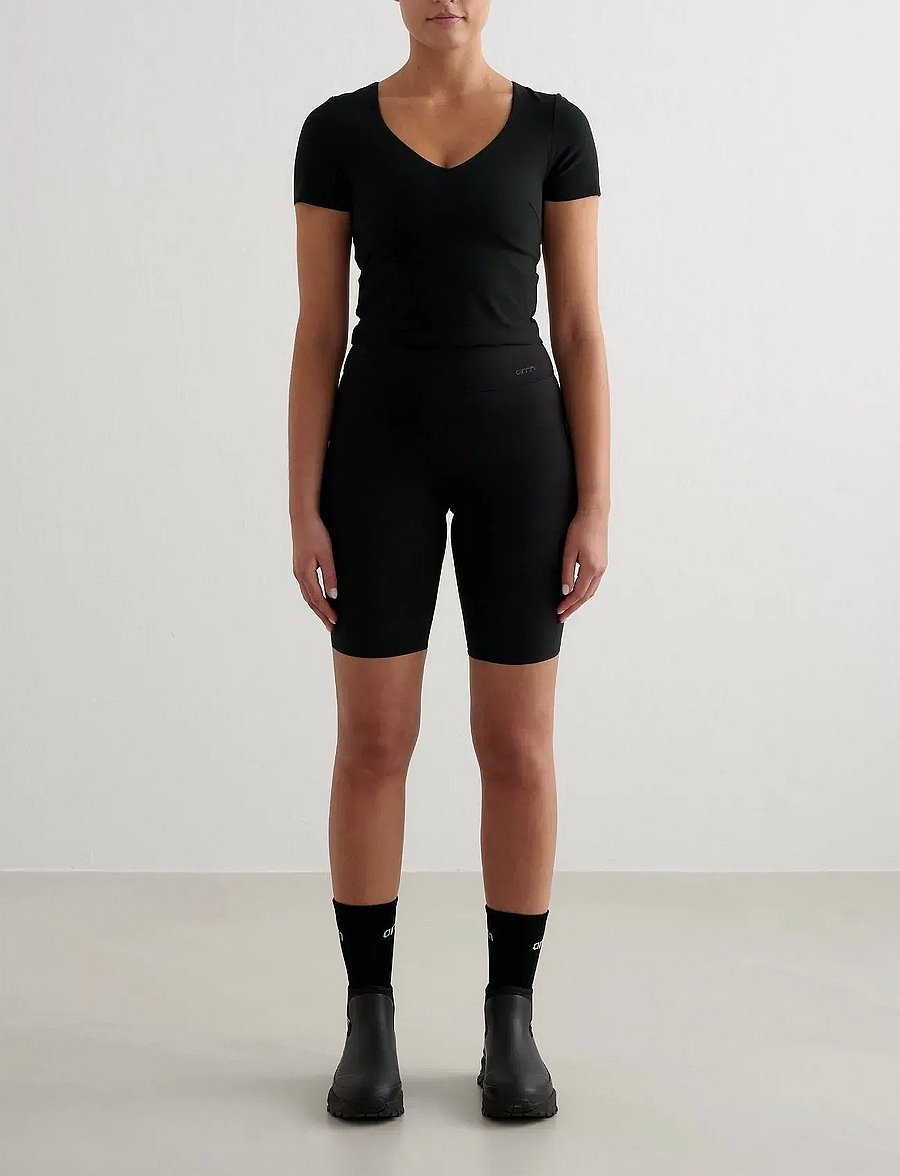 aim´n - Sense Short Sleeve Bralette - t-shirts - black - 4