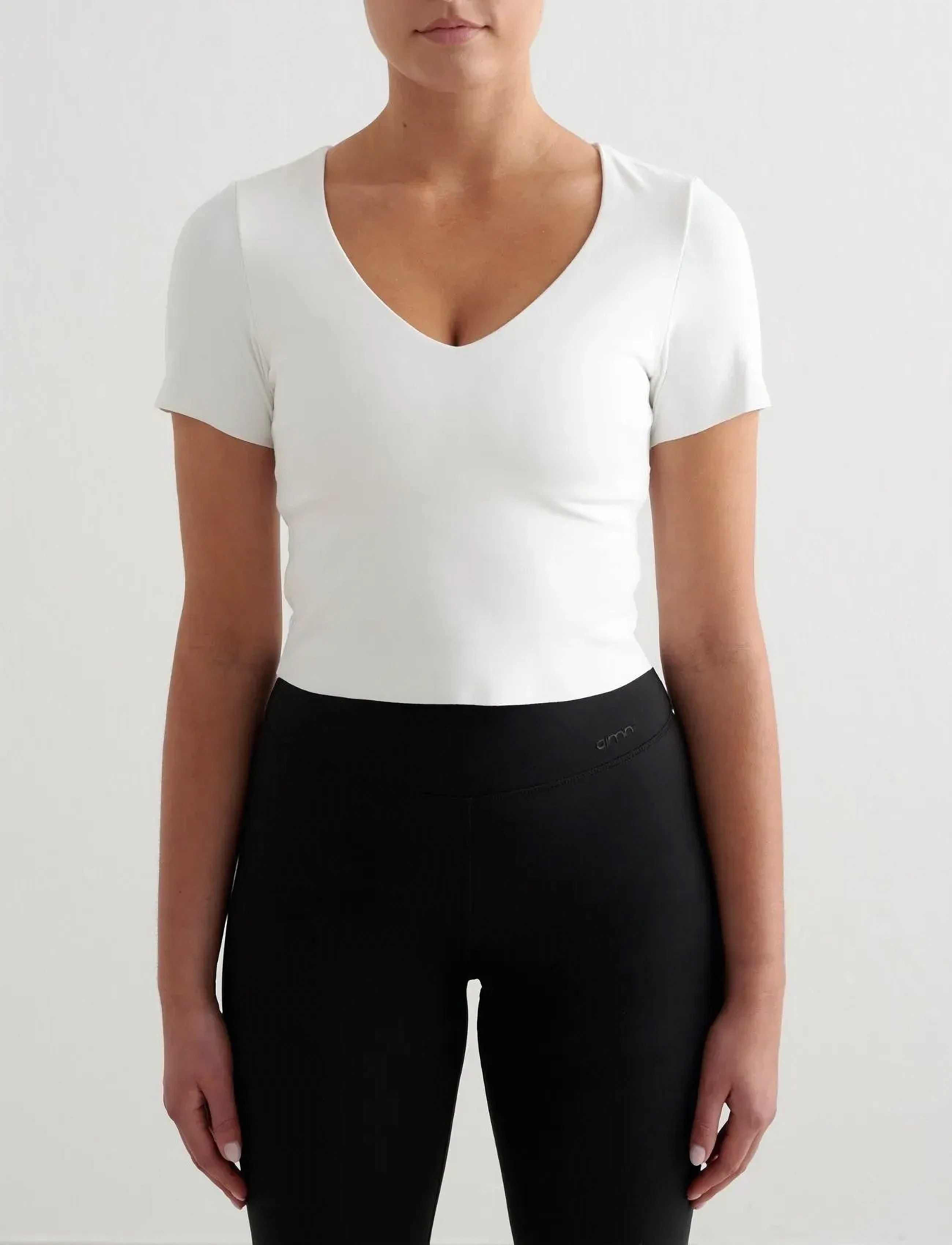 aim ́n Sense Short Sleeve Bralette, S, White, Sports Overdele & T-shirts > Sport T-shirts, Dame