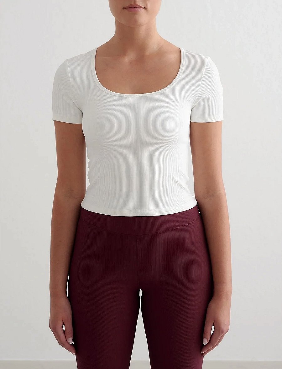 aim´n - Ribbed Performance Short Sleeve - nabapluusid - white - 0