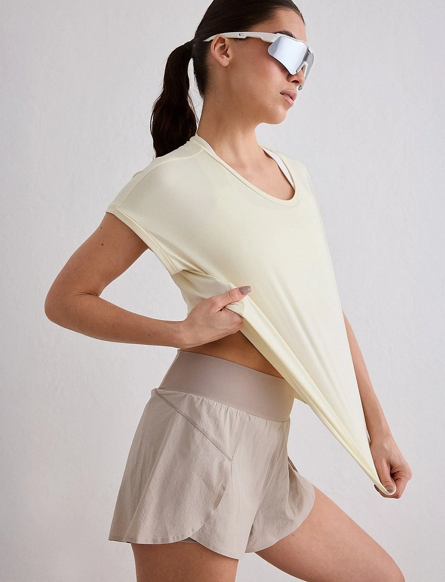 aim´n - Soft Basic Roll Sleeve Top - t-särgid - lemon white - 3
