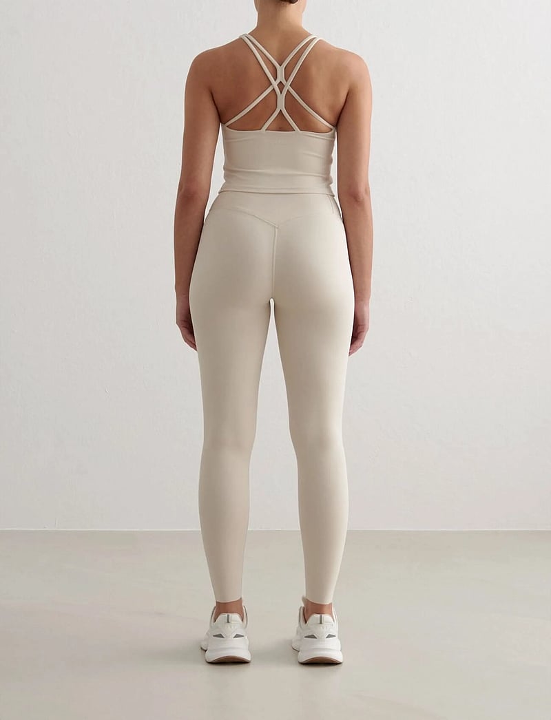 aim´n - Sculpting Fit Tights - trainingstights - clay - 3