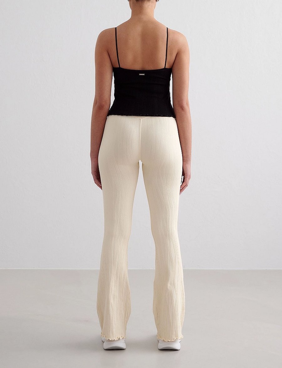 aim´n - Tulip Flare Tights - full längd - almond white - 3