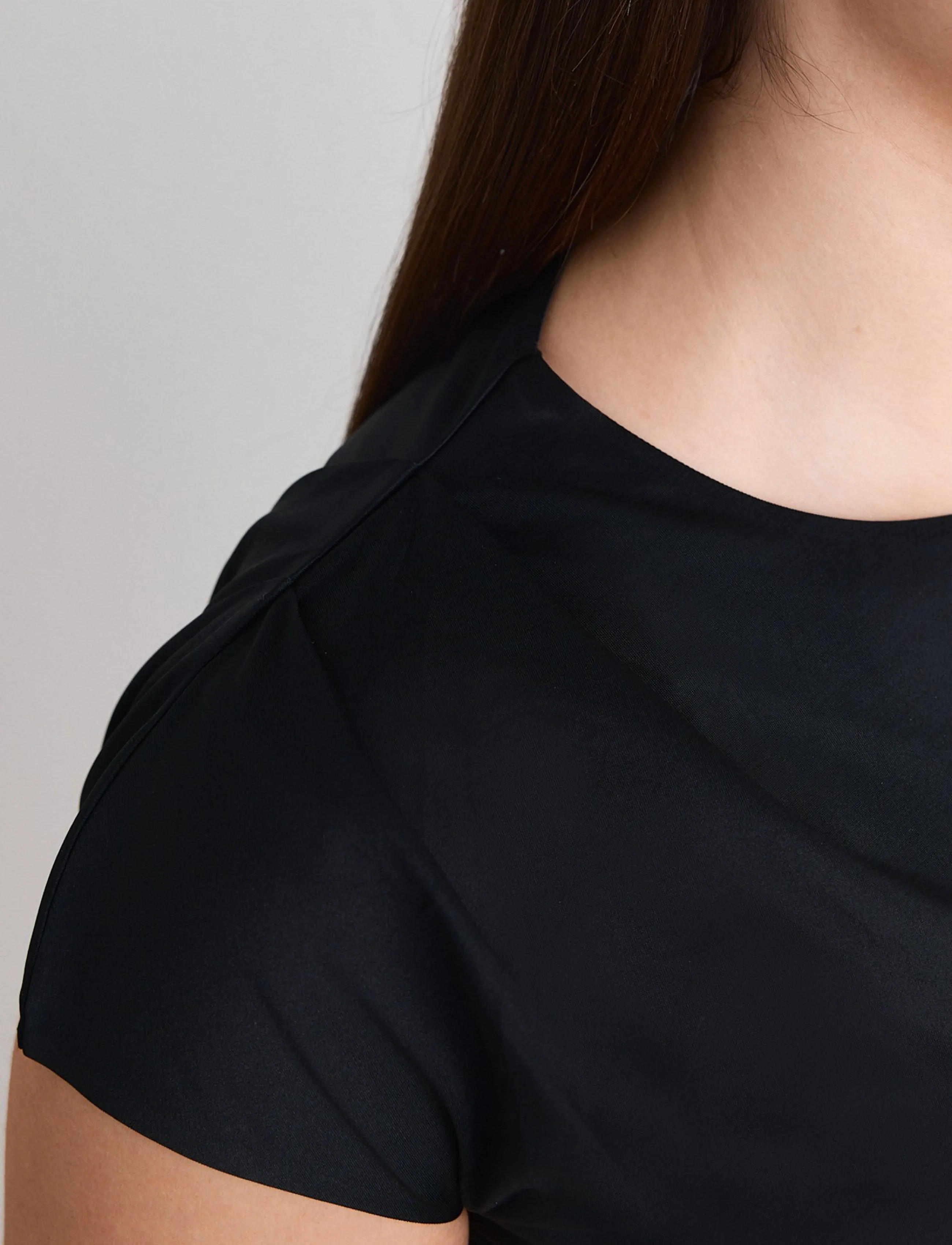 Luminous Draped Short Sleeve 3