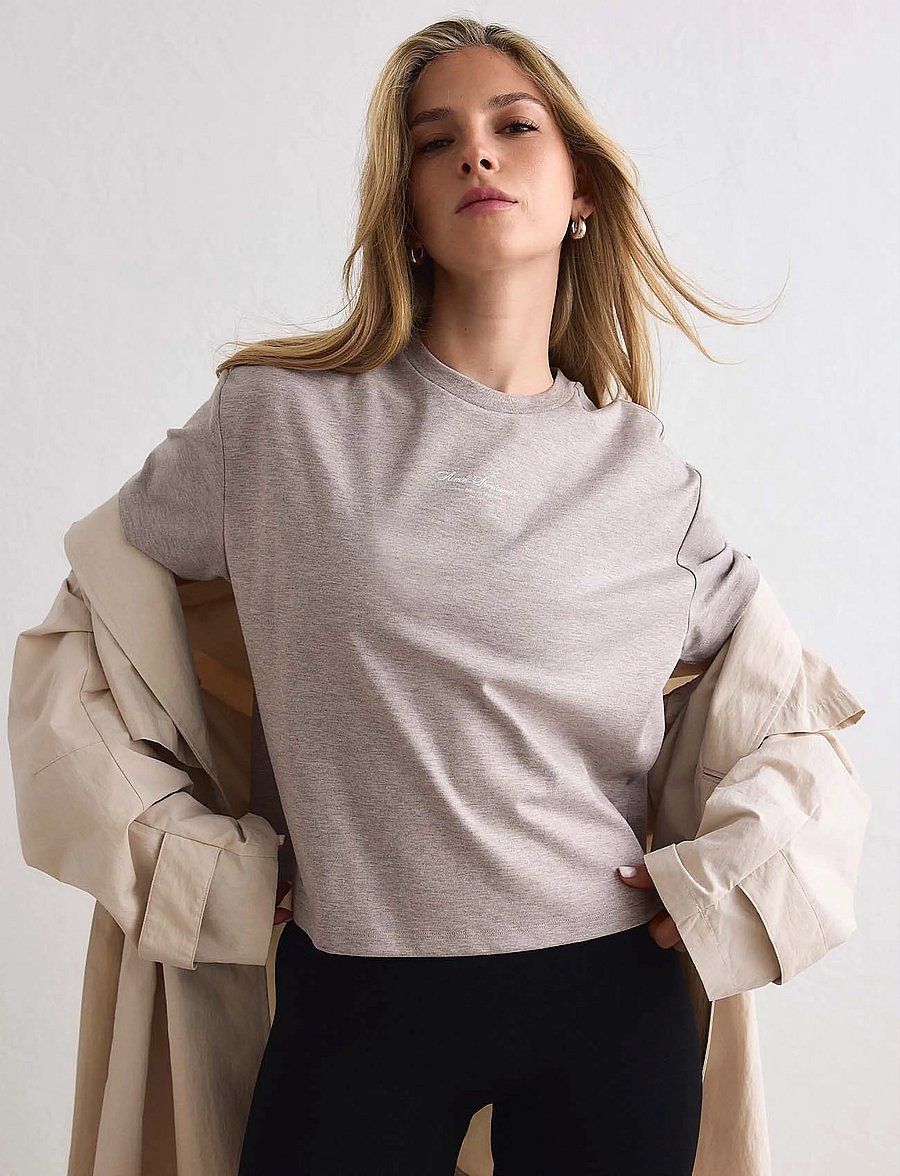 aim´n - Script Boxy T-shirt - t-shirts - espresso melange - 4