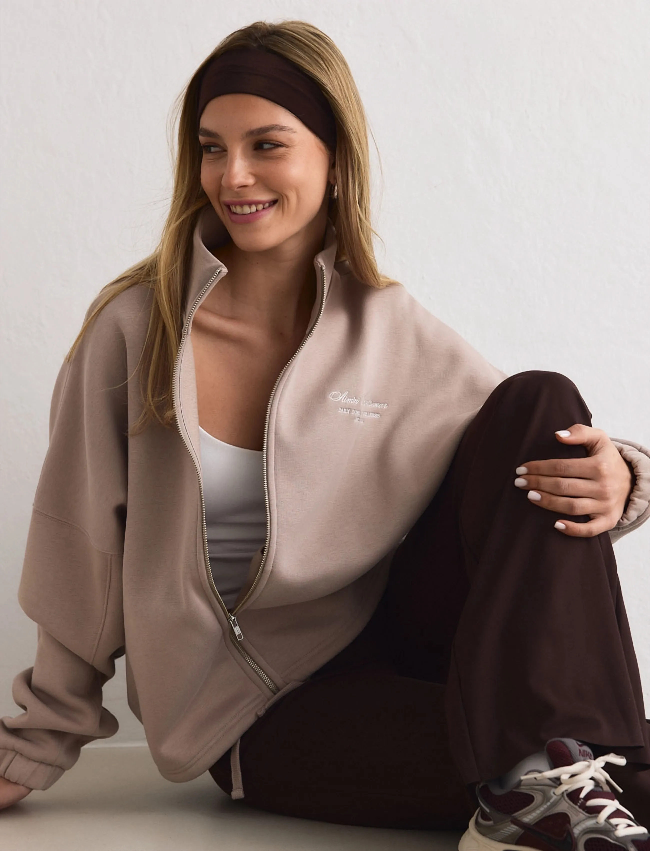 aim´n - Script Zip Jacket - sweatshirts - dark clay - 3