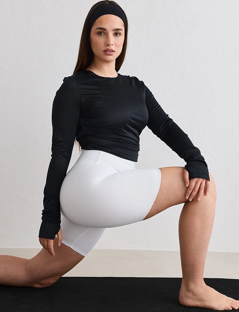 aim´n - Luminous Draped Long Sleeve - top met lange mouwen - black - 3